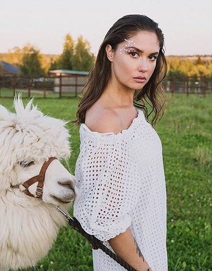 «Особь женского пола»: Агата Муцениеце высказалась о Мирославе Карпович