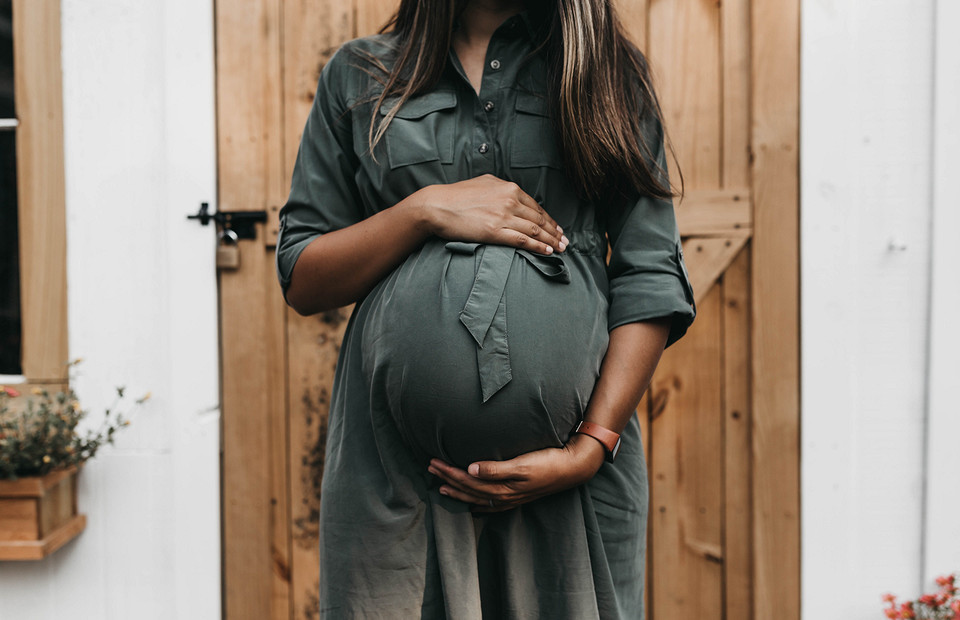 К чему снится беременность: толкование по Фрейду, Ванге и другим сонникам