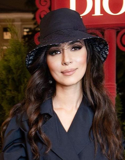 Зара перестала скрывать роман с бойцом UFC