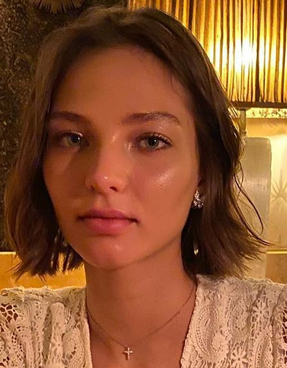 Алеся Кафельникова подтвердила роман с экс-бойфрендом Ходченковой новыми фото