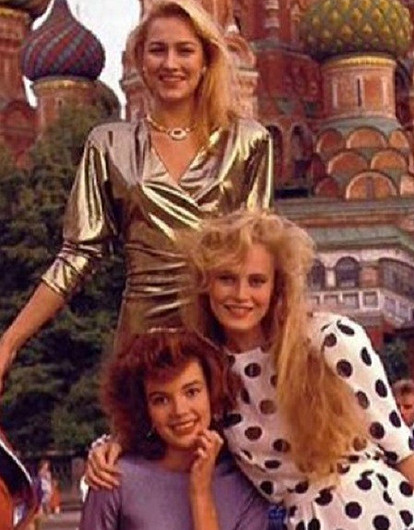 «Фарца-то не обманула!»: внучки в восторге от моего гардероба из 80-х
