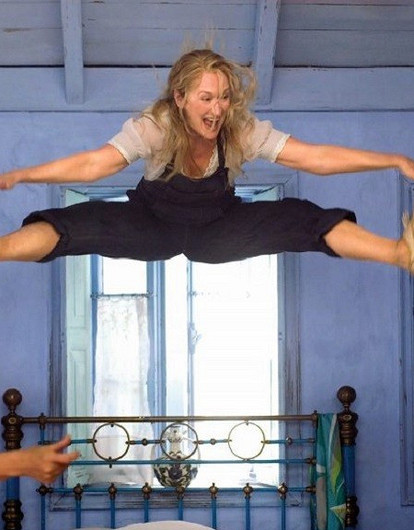 Лишь бы он не видел: 5 вещей, которые не должна делать при мужчине женщина в возрасте