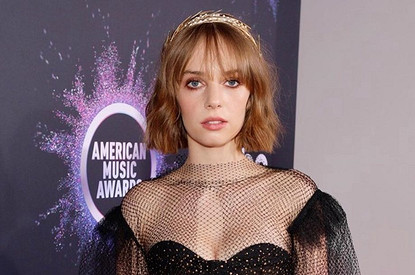 «Я подверглась травле»: дочь Умы Турман раскрыла свою болезнь