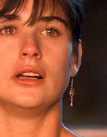 «Делаю вид, что довольна»: мама обвинила меня в исчезновении сестры