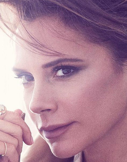 Виктория Бекхэм рассказала, как из-за Элтона Джона ушла из Spice Girls