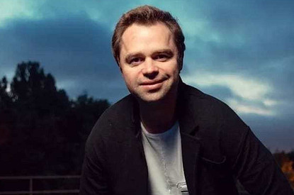 «Я не плачу алименты»: Виталий Гогунский рассказал о разводе, популярности дочери и помощи Марии Кожевниковой