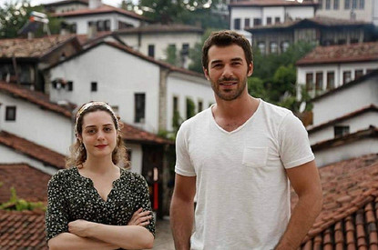 Как живут турецкие женщины: 5 любопытных бытовых и бьюти-привычек