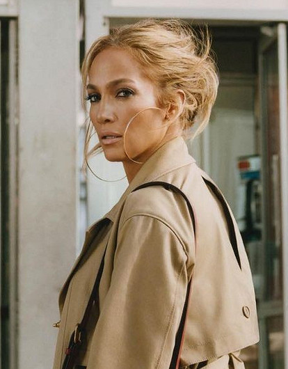 «Тонны ботокса»: Дженнифер Лопес ответила на обвинения в увлечении уколами красоты