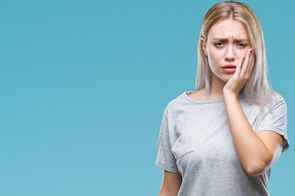 9 тревожных симптомов проблем с зубами, которые нельзя оставлять без внимания