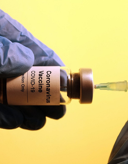 Филлеры и вакцина от коронавируса: что их связывает и стоит ли волноваться