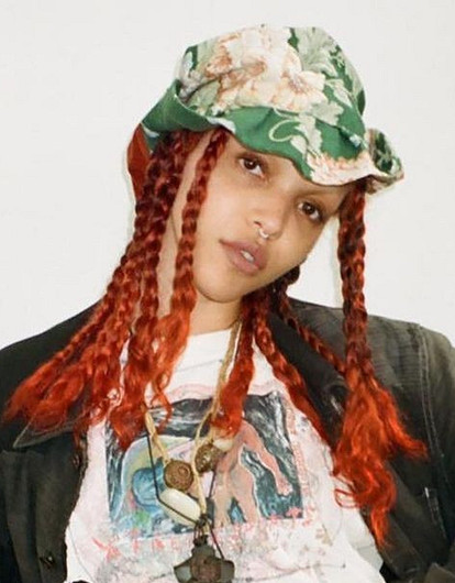 Бывшая девушка Роберта Паттинсона и Шайи Лабафа рассказала об отношениях с актерами