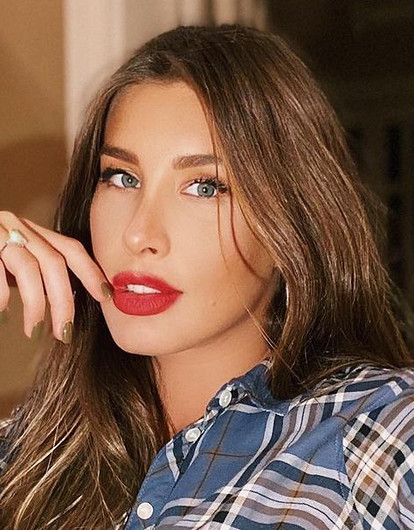 Кети Топурия показала сюрприз от мужа после выписки из роддома