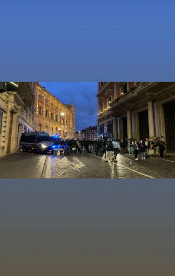 Джаред Лето пострадал во время митинга антипрививочников в Италии