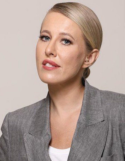 Ксения Собчак не признала себя потерпевшей после допроса по делу о смертельном ДТП (видео)