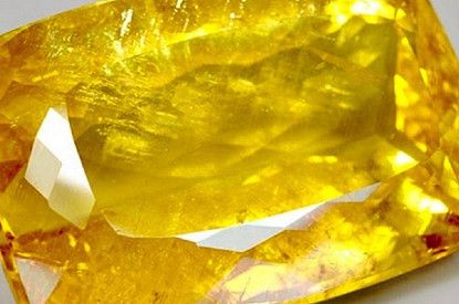 Осколок Солнца: история и магические свойства камня гелиодор