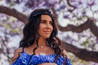 «Он меня избивал»: Саша Зверева рассказала об издевательствах продюсера «Демо»