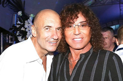 Игорь Крутой заявил, что Валерий Леонтьев лечится от коронавируса в одной больнице с Александром Серовым