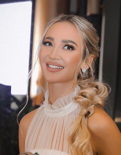 Ольга Бузова заявила, что снялась в голливудском фильме и стала королевой красоты