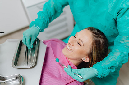 Особенный стоматолог: что важно учесть при выборе имплантолога