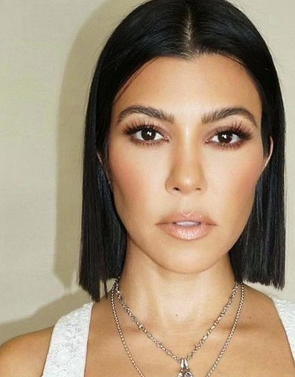 Кортни Кардашьян объявила о помолвке