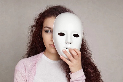 На лбу написано: 8 признаков заболеваний, о которых говорит твое лицо