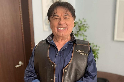 Представитель госпитализированного с коронавирусом Александра Серова рассказал о его состоянии