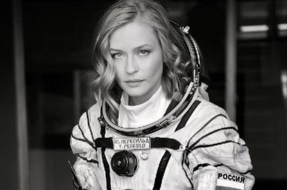 Юлия Пересильд призналась, что после возвращения из космоса заново учится ходить