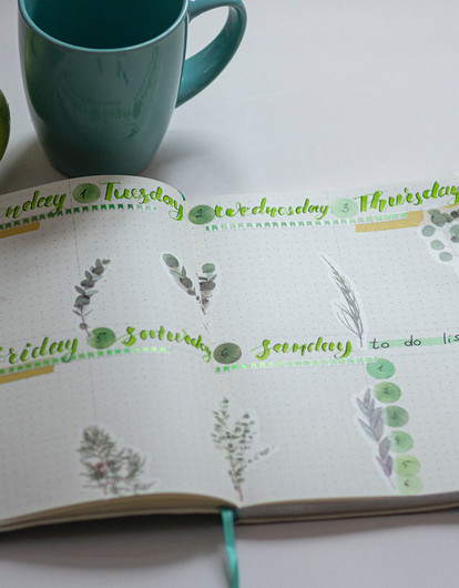 Раков ждут новые знакомства, а Козерогов — путешествие: гороскоп для всех знаков зодиака с 4 по 10 октября