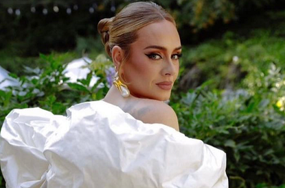 «Минимум раз в неделю»: Адель рассказала о своем питании