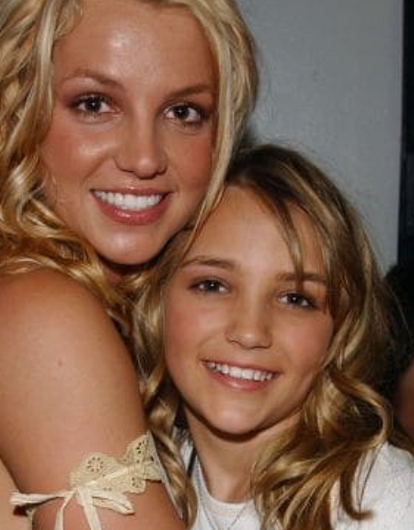 «Иметь ребенка — это ужасная идея»: сестра Бритни Спирс о том, как отец заставлял ее сделать аборт