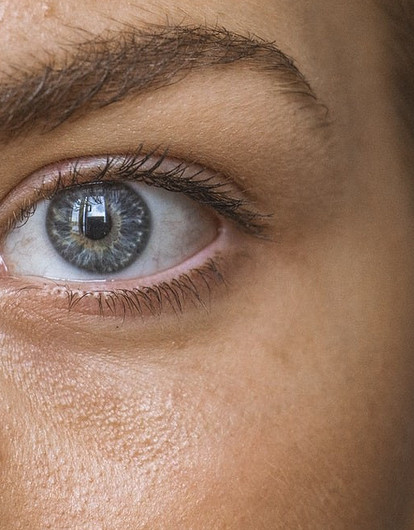 Дергается глаз: 6 причин, почему так происходит и нужно ли идти к врачу