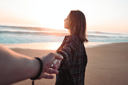 Ракам нужно уделить время семье, а Скорпионам — здоровью: гороскоп для всех знаков зодиака с 25 по 31 октября