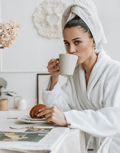 «Будем через 15 минут»: 5 лайфхаков для экстренной уборки в доме перед приходом гостей