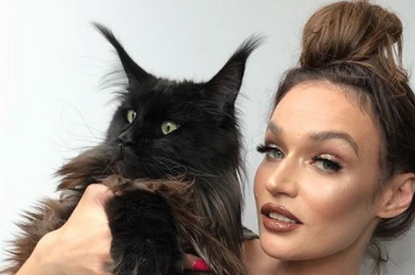 Алена Водонаева купила своему коту квартиру за 19 миллионов