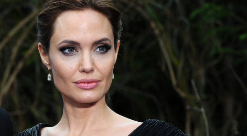 Анджелина Джоли впервые о романе с The Weeknd
