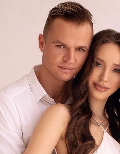 Дмитрий Тарасов стал отцом в четвертый раз