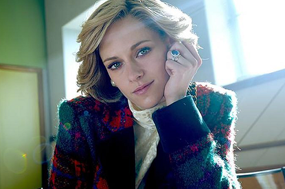 «И свадебное платье, и его примерка были жутким днем»: Кристен Стюарт об образе в роли принцессы Дианы