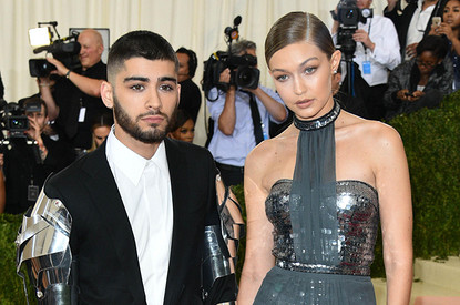 Мама Джиджи Хадид обвинила Зейна Малика в рукоприкладстве