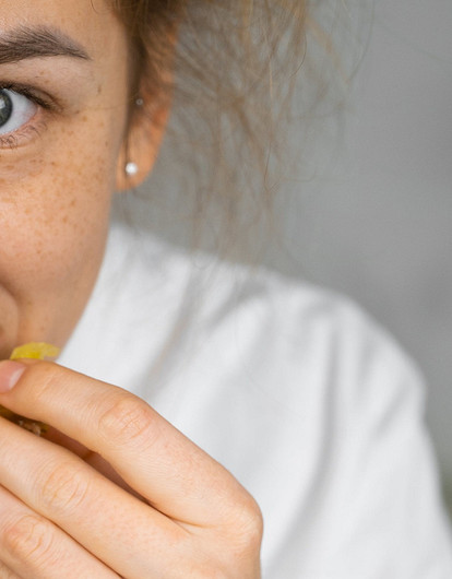 Рекомендует эндокринолог: 6 главных типов продуктов для щитовидной железы и гормонов