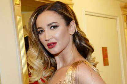 «Как так получилось, что я не умею готовить?»: Ольга Бузова обратилась к матери