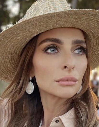 «Я никогда не была красоткой»: Екатерина Варнава о пластических операциях и детских травмах