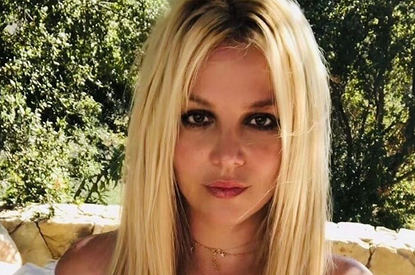 «Девушка, которая была убита»:  Бритни Спирс пишет книгу