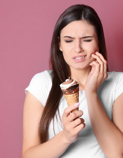 Что можно и что нельзя делать после удаления зуба: 6 правил от стоматолога