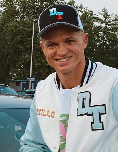 Дмитрий Тарасов впервые показал новорожденного сына (видео)