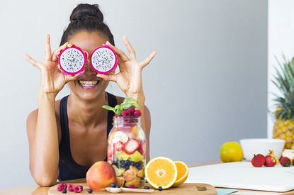 Какие фрукты и ягоды повышают иммунитет: вкусный и полезный список