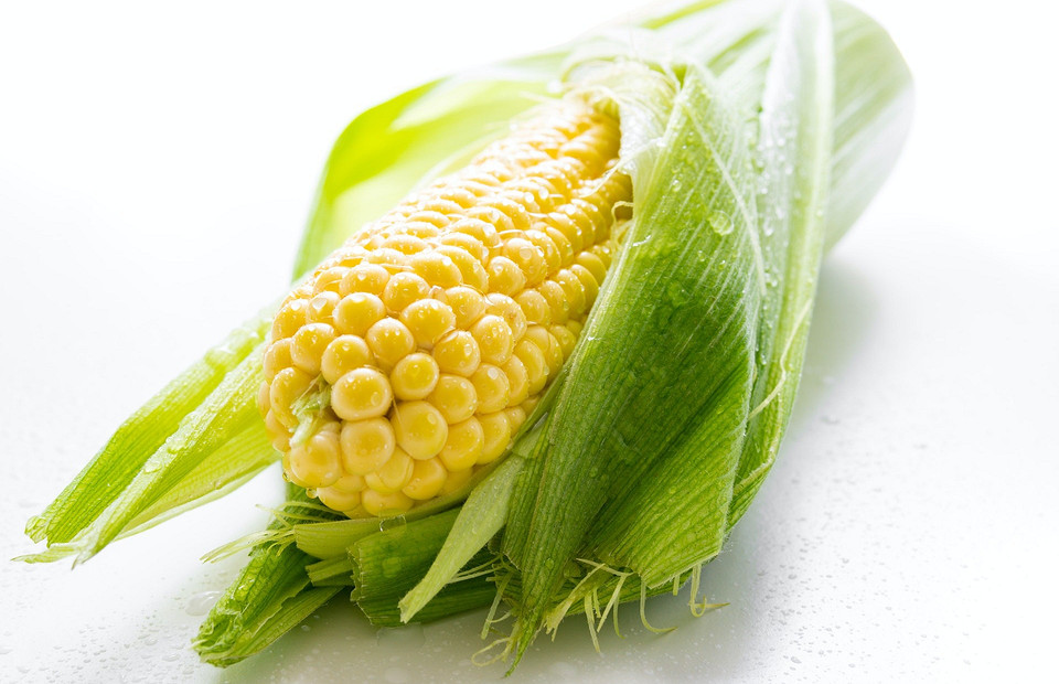 Царица полей: польза, вред кукурузы и 5 блюд, которые можно из нее приготовить