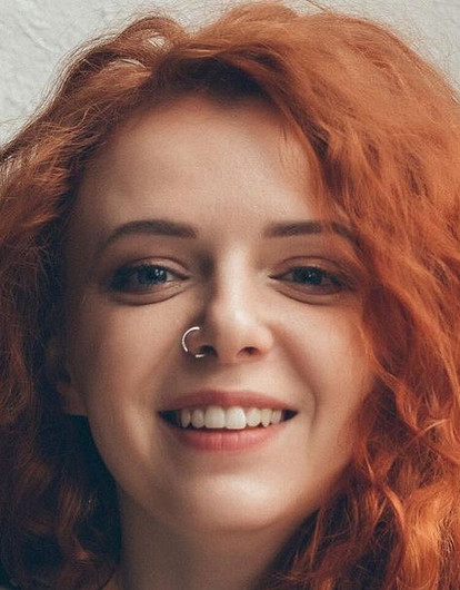 «Мы были в секте»: Женя Огурцова из «Ранеток» заявила о домогательствах в группе