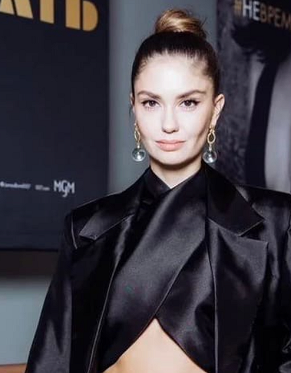 «Скрывала, что у меня должны быть постельные сцены»: Агата Муцениеце о ревности Прилучного