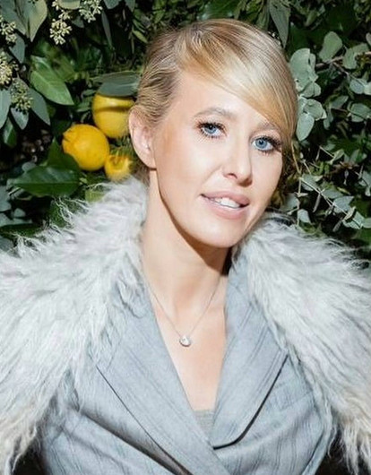 Ксению Собчак в купальнике поймали на фотошопе