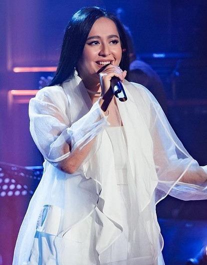 Манижа выходит замуж